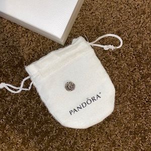 Pandora hearts bead💙